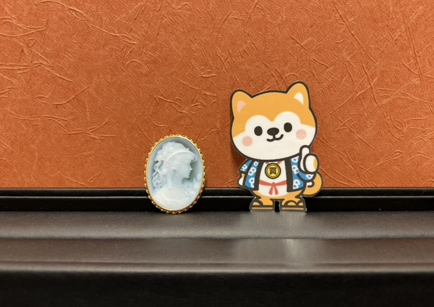 カメオ　ブローチ