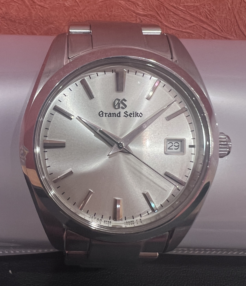 グランドセイコー　ヘリテージコレクション　デイト 9F62-0AB0 クォーツ腕時計　GrandSeiko