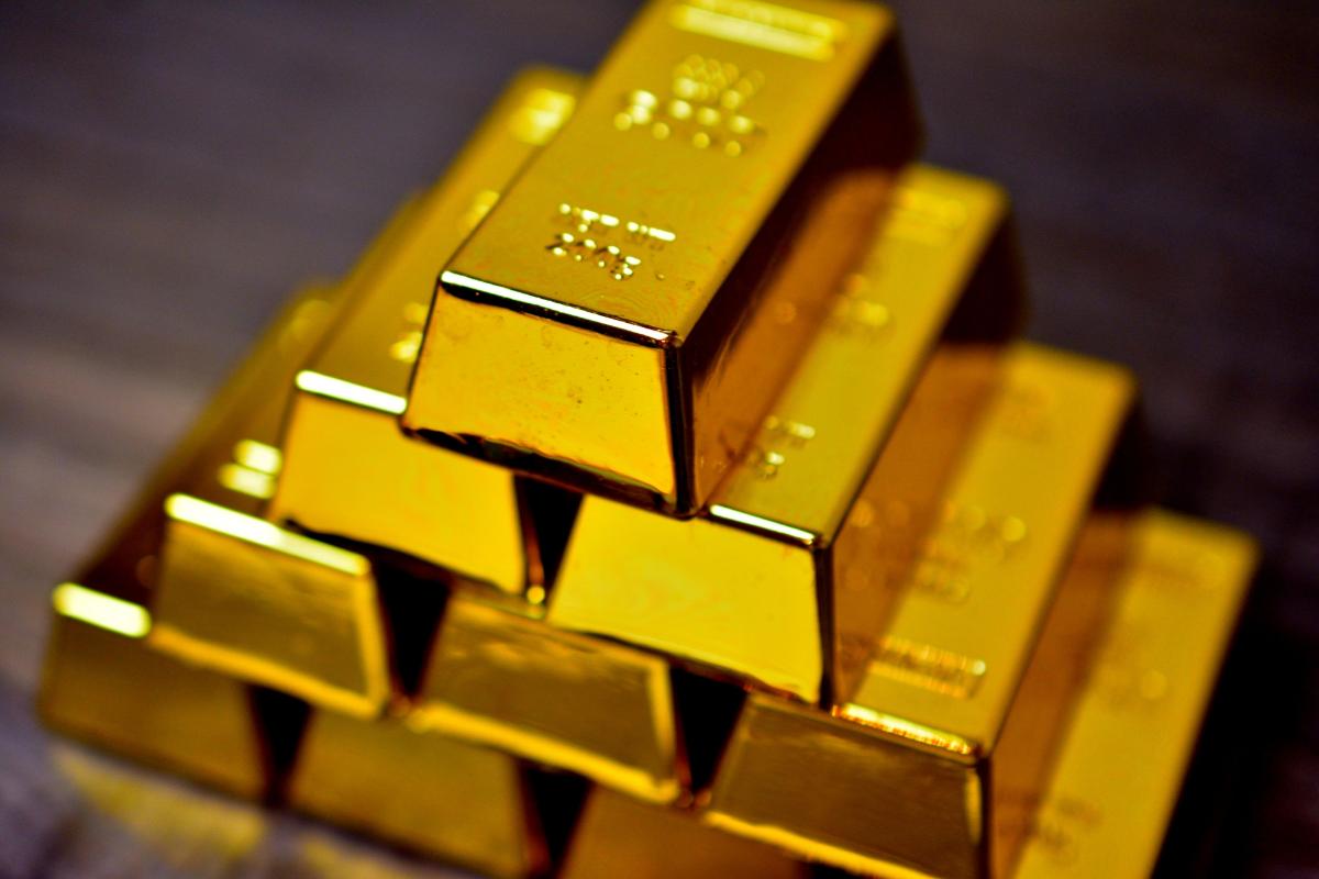 持ち込みでの金買取で価格と流れを知って高価査定に近づける方法について