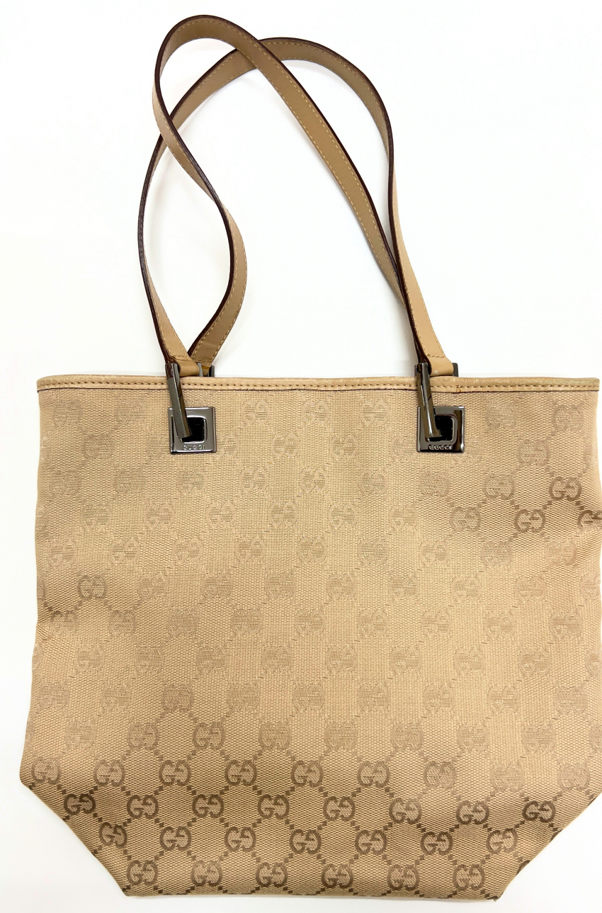 GUCCI （グッチ） ハンドバッグ GGキャンパス