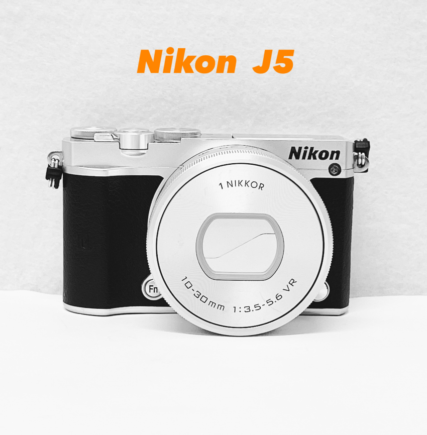 Nikon J5 ミラーレスカメラ