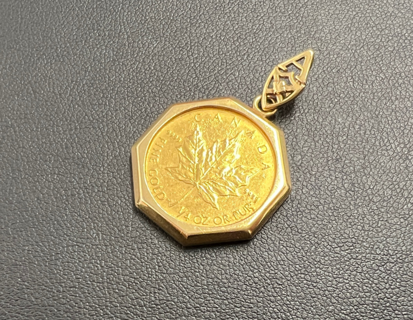 メイプルリーフ金貨　1/4oz　9999　枠K18　ペンダントトップ　