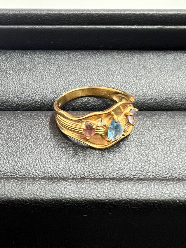 K18　リング　3色石付き