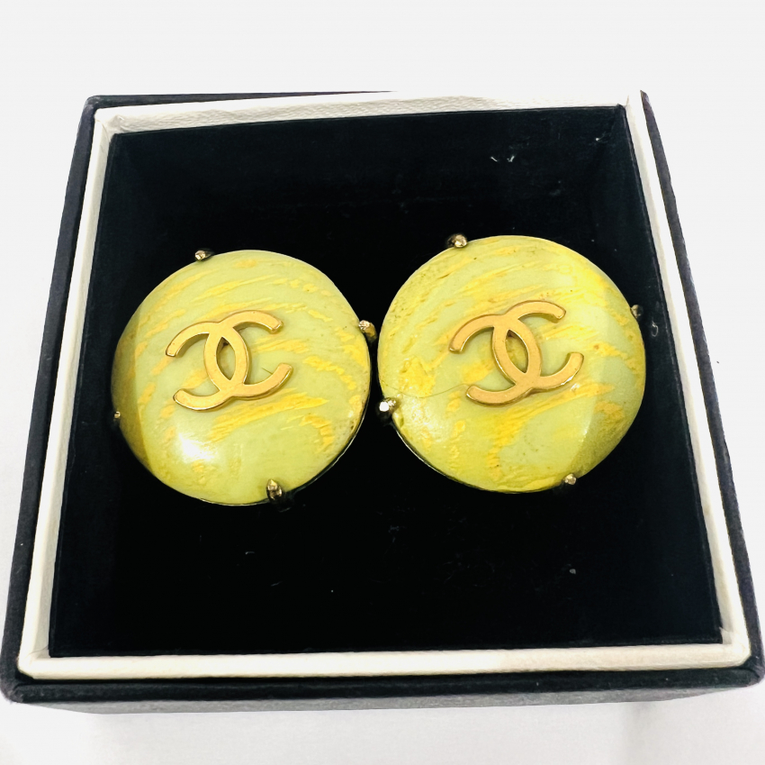 CHANEL　ココマーク　イヤリング