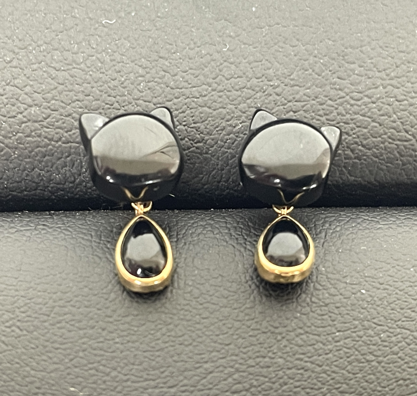 K18 色石付きピアス　