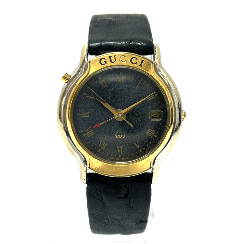 GUCCI クォーツ 腕時計 8200M 002-507 ゴールドカラー  SS 黒文字盤 デイト 