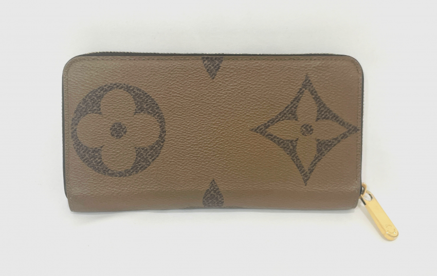 Louis Vuitton ルイヴィトン ジッピーウォレット モノグラムジャイアント M69353