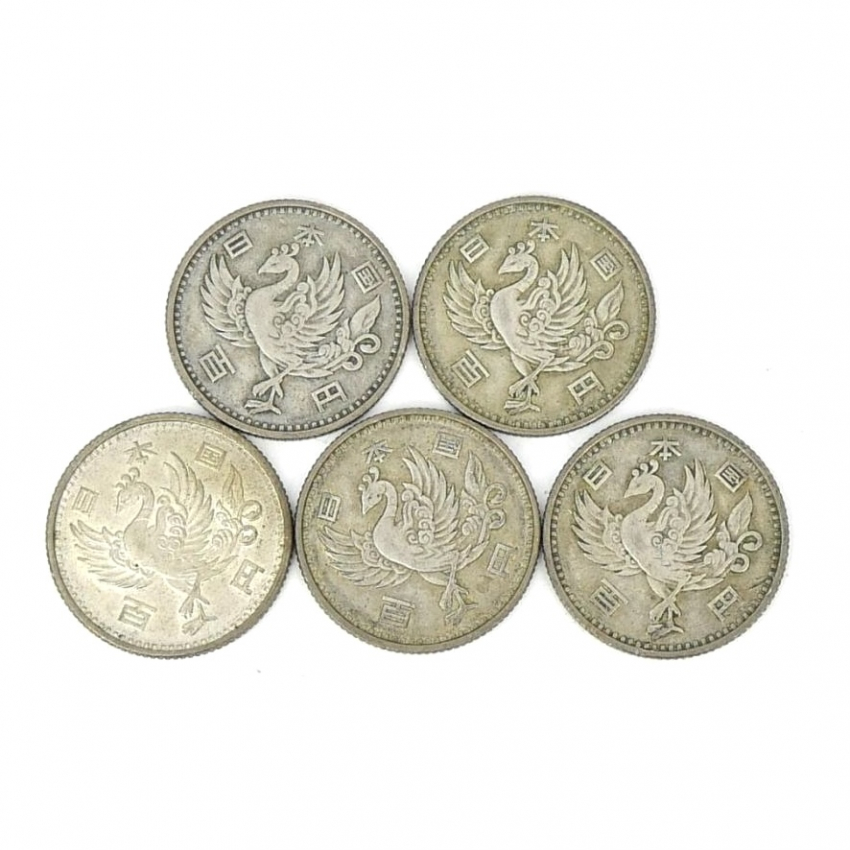 100円銀貨