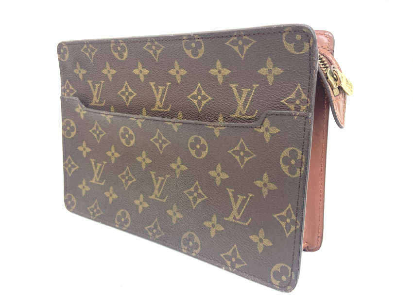 LOUIS VUITTON（ルイヴィトン）  モノグラム　ポシェット・オム　