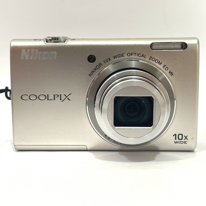 Nikon　ニコン　COOLPIX　S6200　コンパクトデジタルカメラ　シルバー
