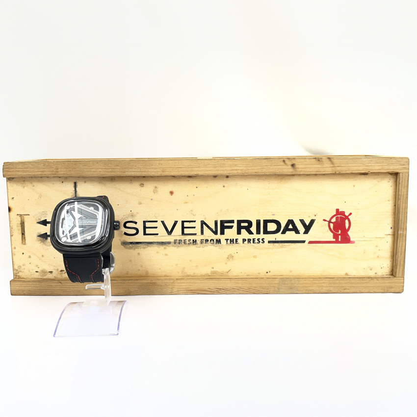 SEVENFRIDAY SF-M3/01