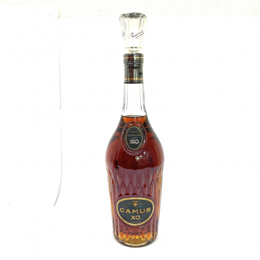 CAMUS　カミュ　XO　ロングネック　コニャック　700ml
