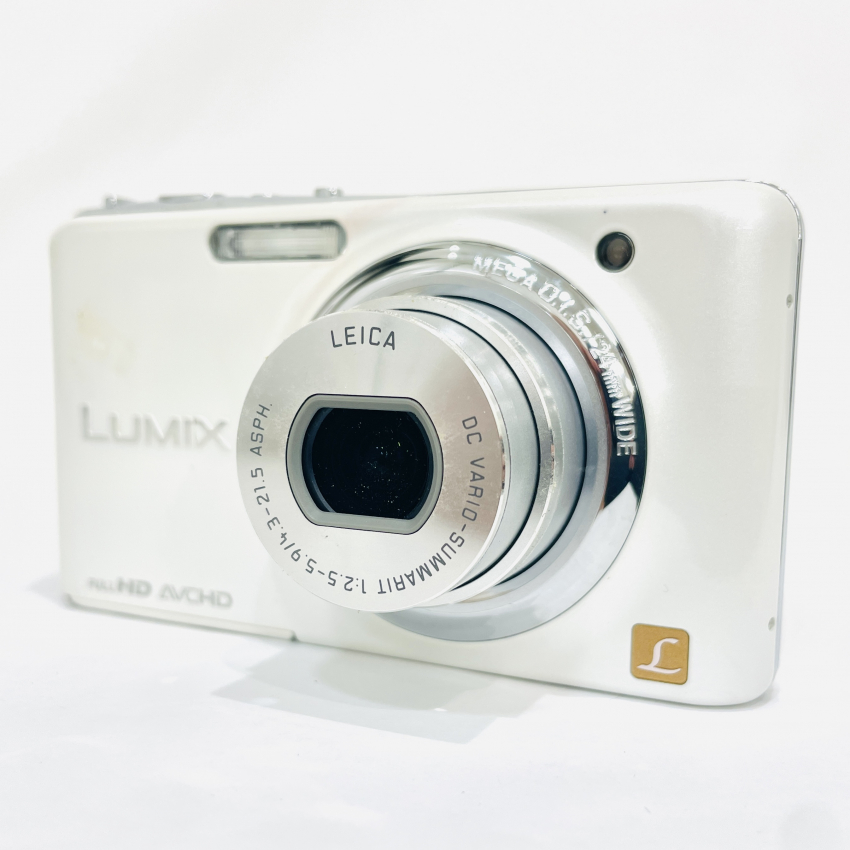 LUMIX DMC-FX77 コンパクトデジタルカメラ 