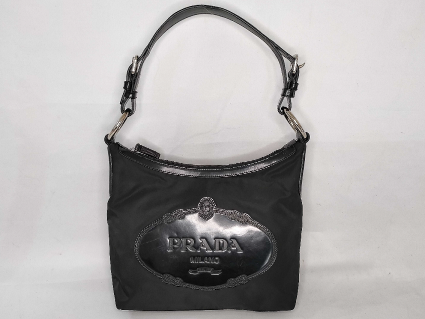 PRADA　ハンドバッグ　ナイロン